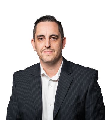 Portrait of Matt Antrum, REALTOR&reg;, Advisor.